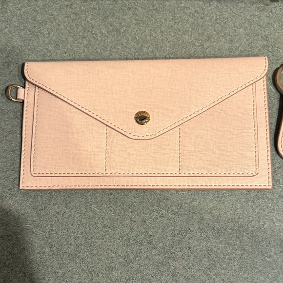 Dooney & Bourke Blush Shoulder Bag with Wallet and Keychain - Picture 2 of 10